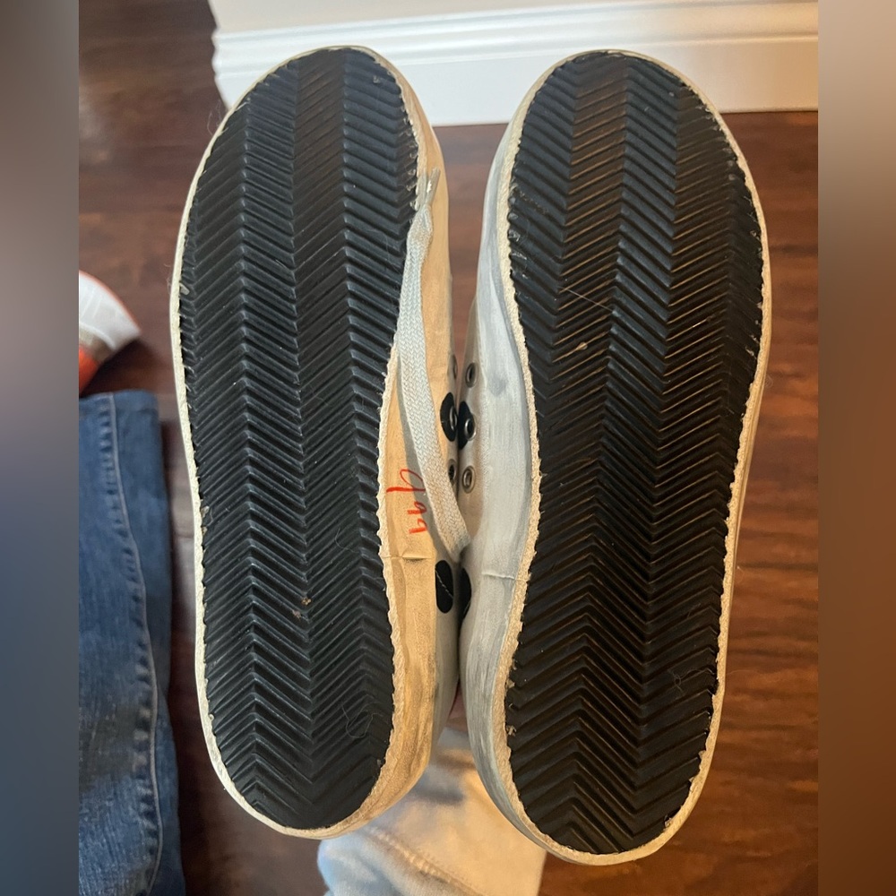 Golden Goose White Polka Dot Sneakers with Black Star and Red Heel - Picture 10 of 16